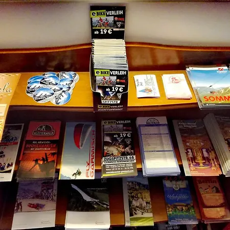 阿特尔腾旅舍 旅馆 加爾米施-帕滕基興