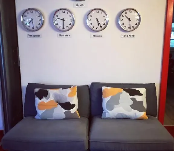 데어 아틀레텐 호스텔 *